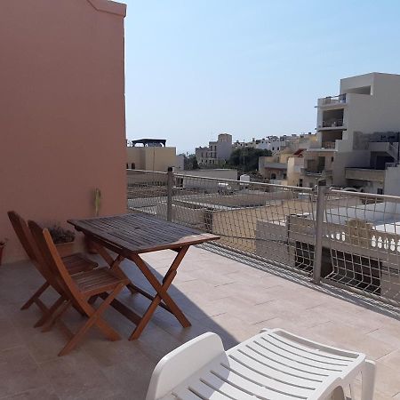 Tal-Marga B&B Qala Buitenkant foto