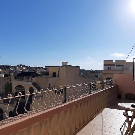 Tal-Marga B&B Qala Buitenkant foto