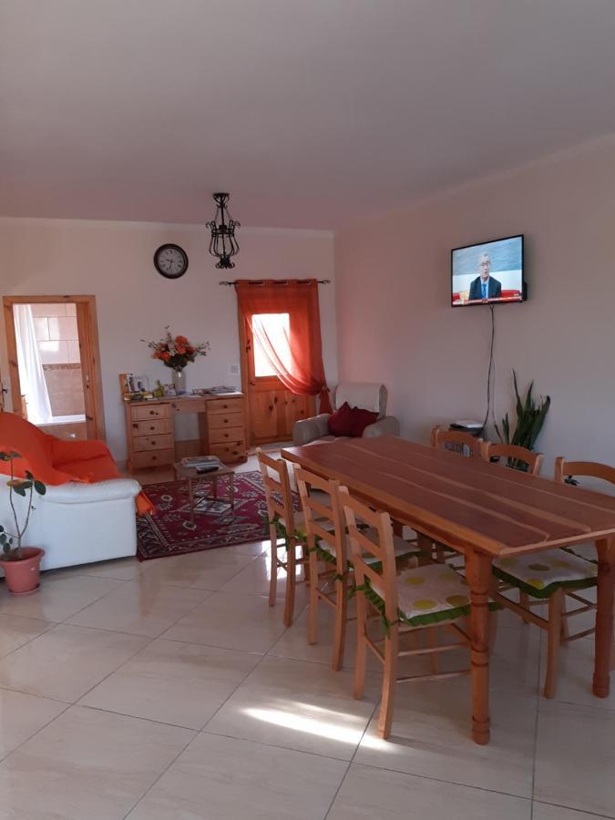 Tal-Marga B&B Qala Buitenkant foto