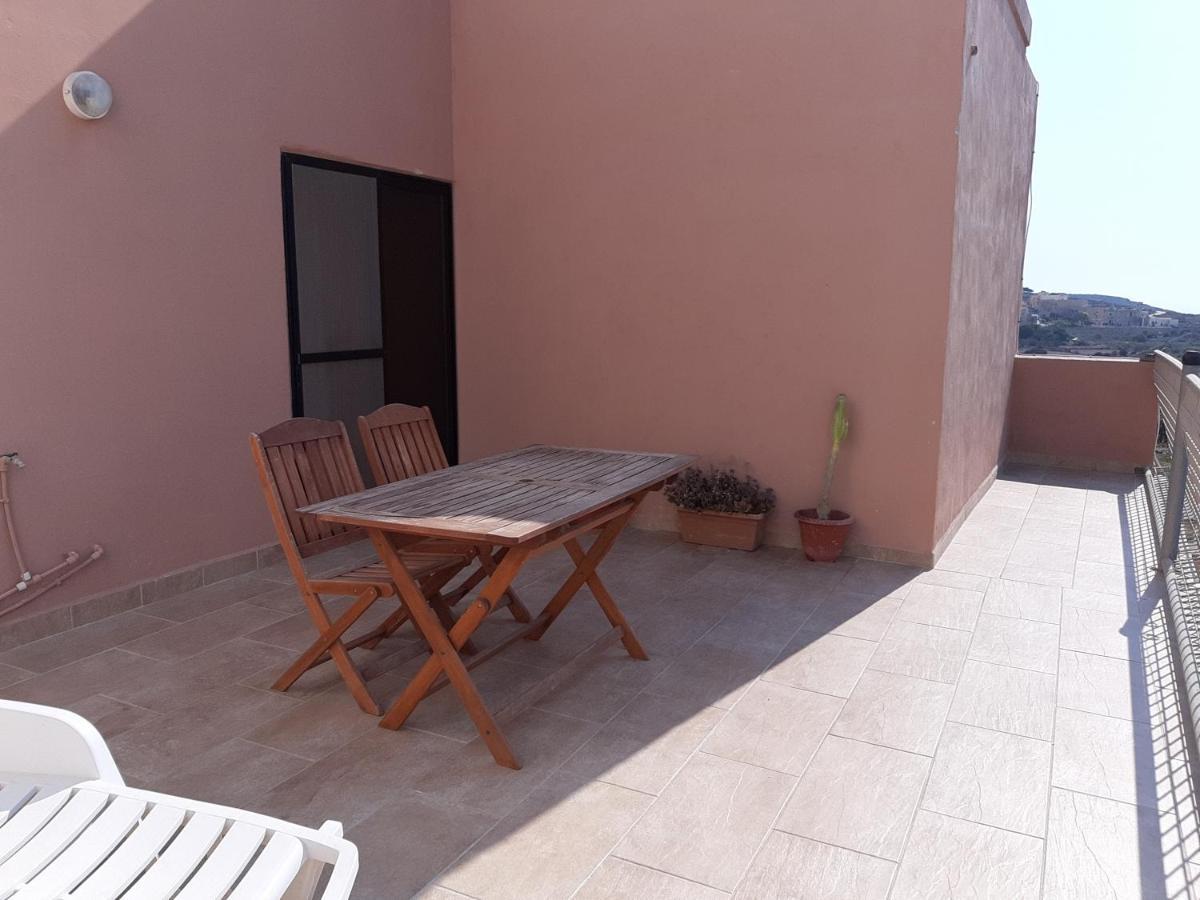 Tal-Marga B&B Qala Buitenkant foto