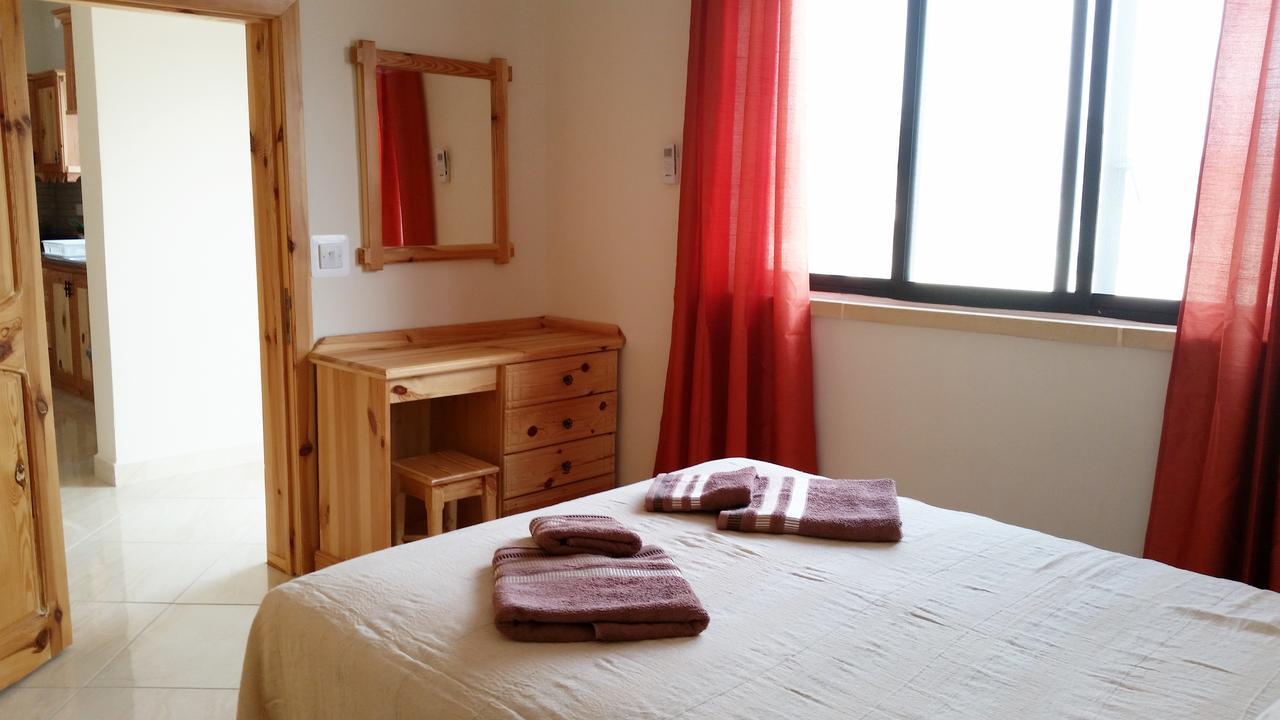 Tal-Marga B&B Qala Buitenkant foto