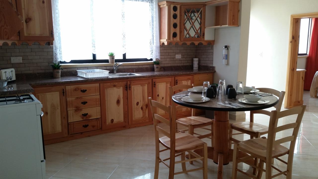 Tal-Marga B&B Qala Buitenkant foto