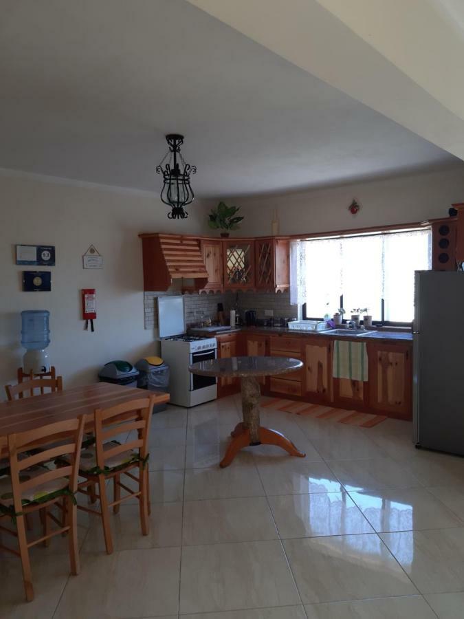 Tal-Marga B&B Qala Buitenkant foto